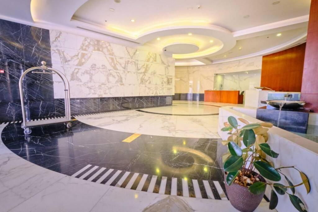 Lovely 1-Bedroom Apartment In The Heart Of Dubai Marina מראה חיצוני תמונה