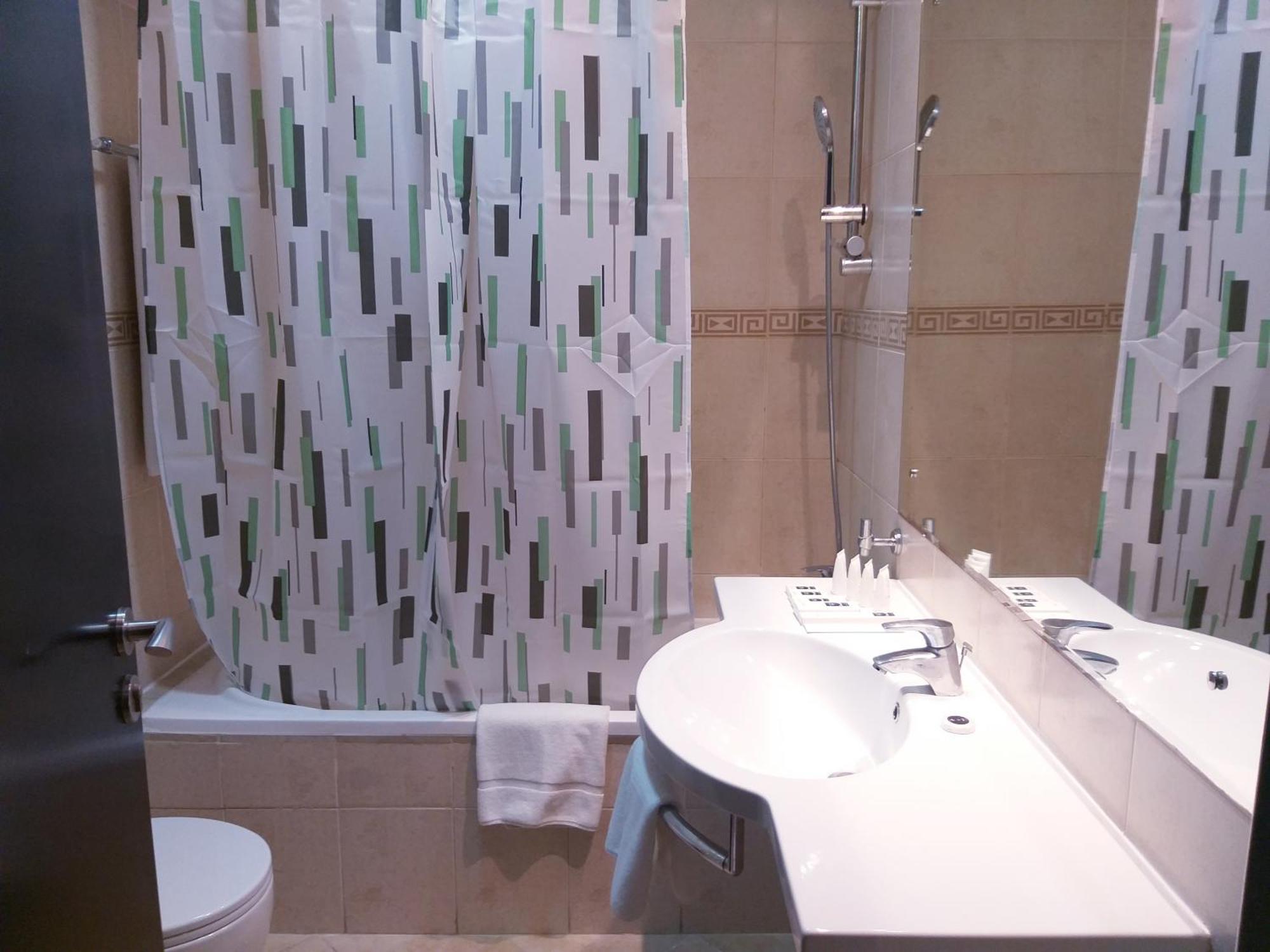 Lovely 1-Bedroom Apartment In The Heart Of Dubai Marina מראה חיצוני תמונה