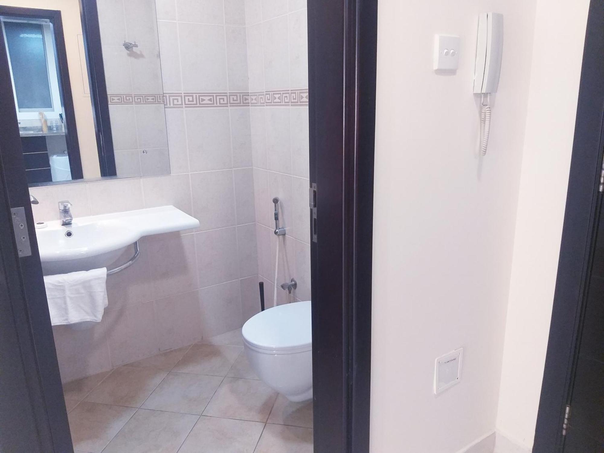 Lovely 1-Bedroom Apartment In The Heart Of Dubai Marina מראה חיצוני תמונה