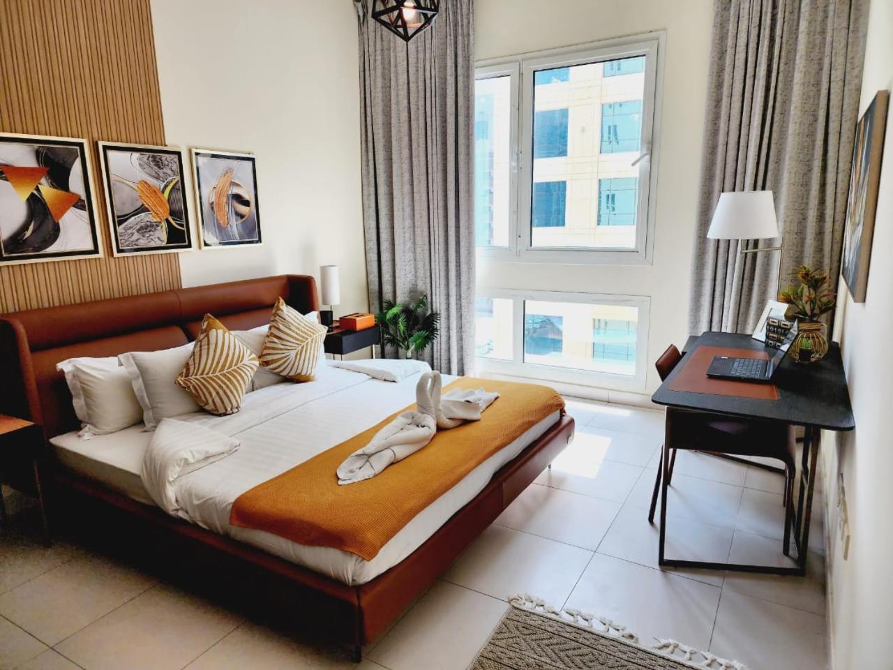 Lovely 1-Bedroom Apartment In The Heart Of Dubai Marina מראה חיצוני תמונה