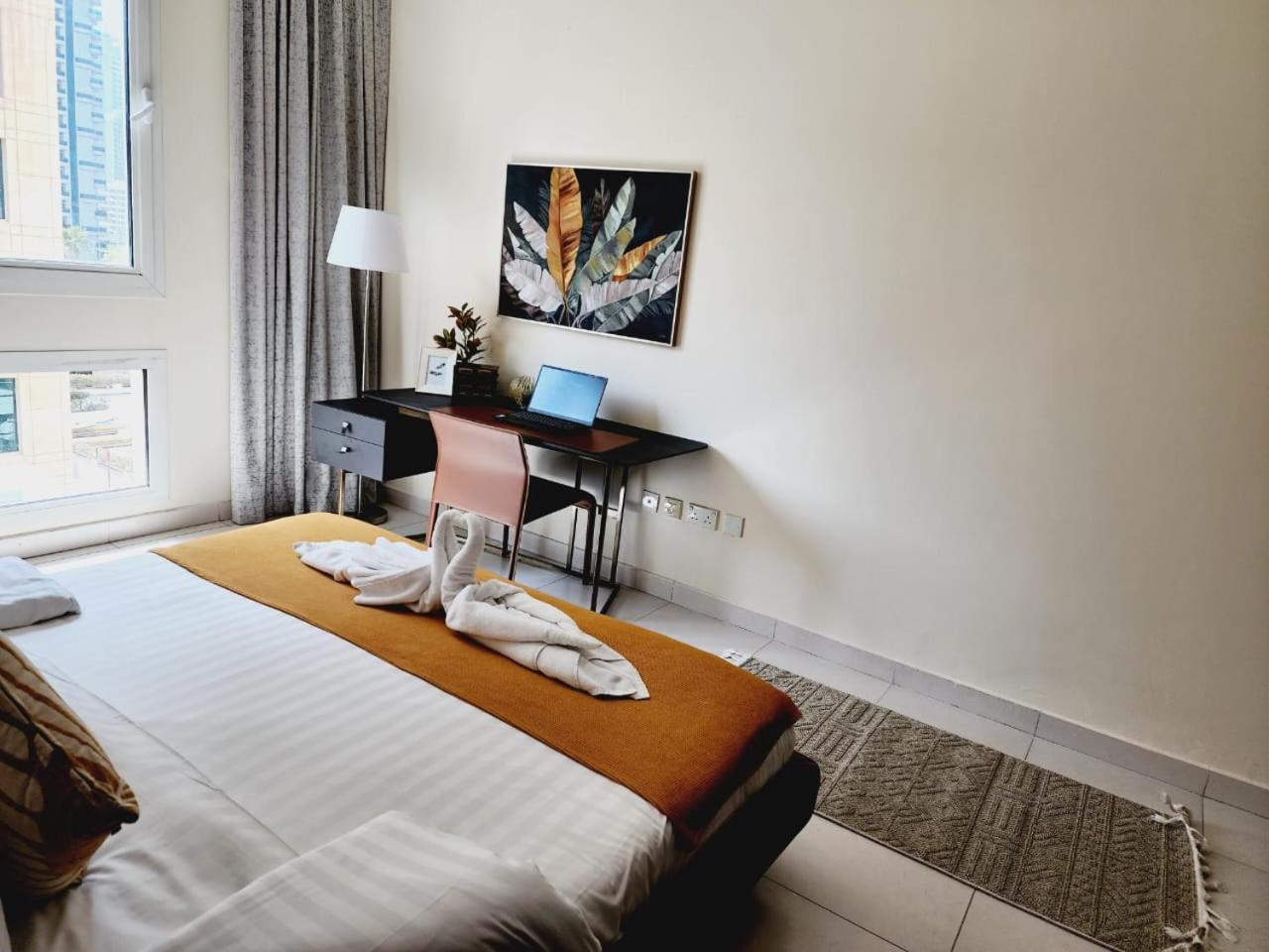 Lovely 1-Bedroom Apartment In The Heart Of Dubai Marina מראה חיצוני תמונה