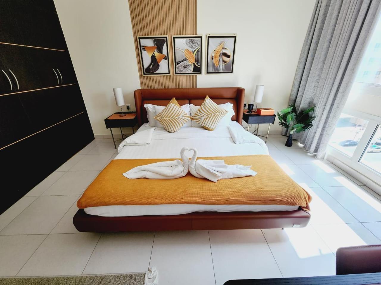 Lovely 1-Bedroom Apartment In The Heart Of Dubai Marina מראה חיצוני תמונה