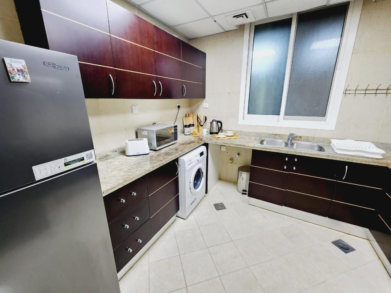 Lovely 1-Bedroom Apartment In The Heart Of Dubai Marina מראה חיצוני תמונה